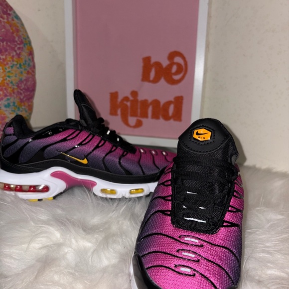 Nike Women's Purple and Black Sneakers - Picture 3 of 4